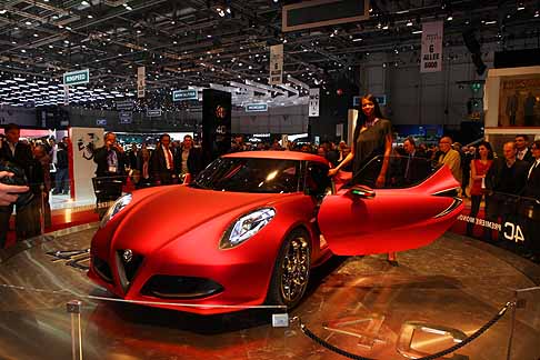 Alfa Romeo - Alfa Romeo 4C GTA la nuova concept del Gruppo Fiat